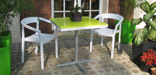Dining set 2 to 4 places in green and white
