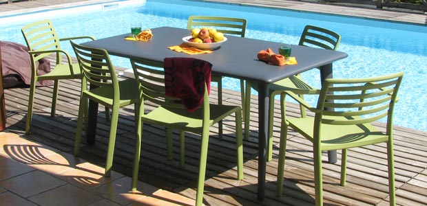 Dining set, 4 to 6 places, grey coloured table