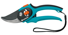 Secateurs with variable size handle