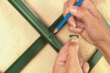 Wall Expandable Plastic Trellis 100 x 300 cm